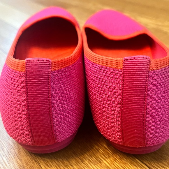 Kelly & Katie Pink and Orange Knit Flats - Picture 4 of 5